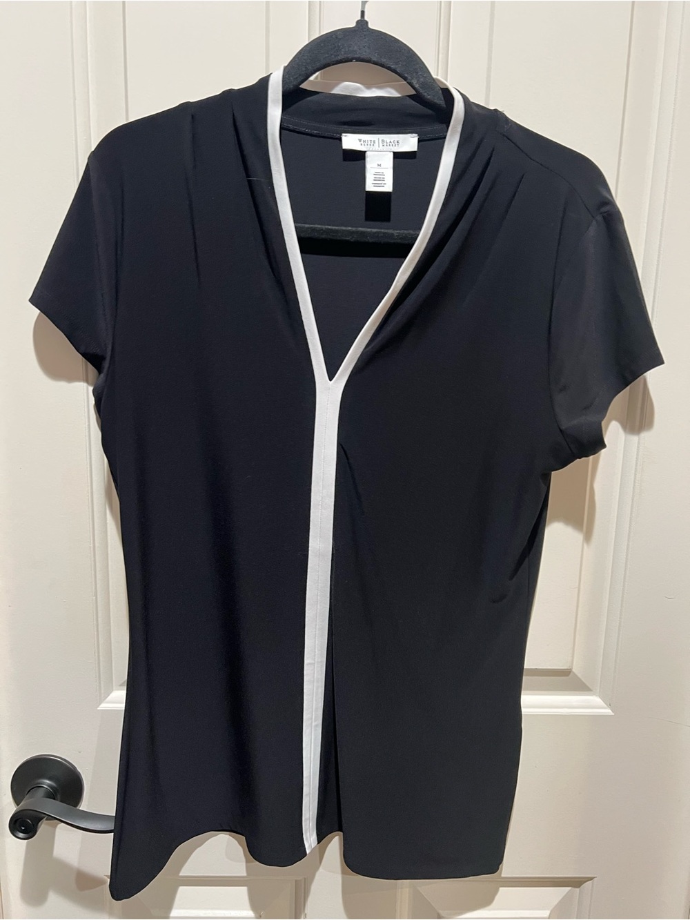 White House Black Market Black Short-Sleeve V-Neck Top with White Trim